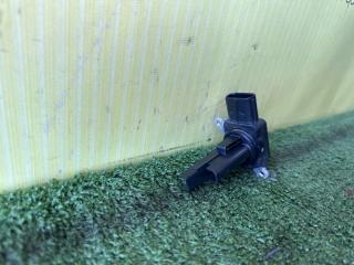 Расходомер воздушный TOYOTA COROLLA FIELDER NKE165 1NZ-FXE 222040T040 3 ракурс
