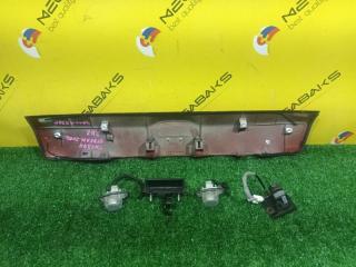 Накладка 5-й двери HONDA STREAM RN8 R20A 74890SMA00 3 ракурс