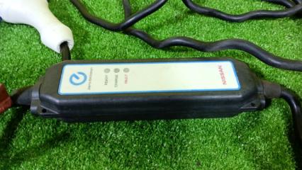 Зарядное устройство NISSAN LEAF AZE0 EM57 296903NK0A 4 ракурс Зарядное устройство NISSAN LEAF AZE0 EM57 296903NK0A 4 ракурс