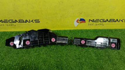 Крепление бампера левое заднее TOYOTA NOAH ZRR85G 5257628010 1 ракурс