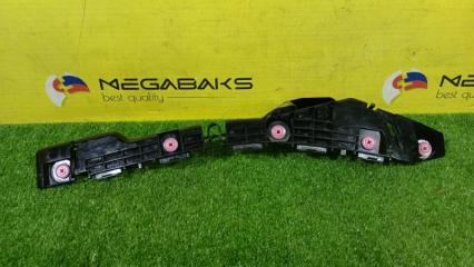 Крепление бампера правое заднее TOYOTA NOAH ZRR85G 5257528020 1 ракурс