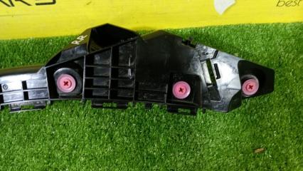 Крепление бампера правое заднее TOYOTA NOAH ZRR85G 5257528020 3 ракурс