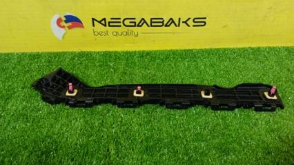 Крепление бампера левое заднее TOYOTA NOAH ZRR85G 5215628100 2 ракурс