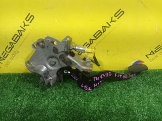 Педаль сцепления HONDA FIT GE8 L15A 46910TF0J52 1 ракурс