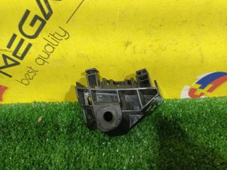 Крепление бампера правое заднее TOYOTA YARIS MXPA10 M15A 52155K0010 3 ракурс