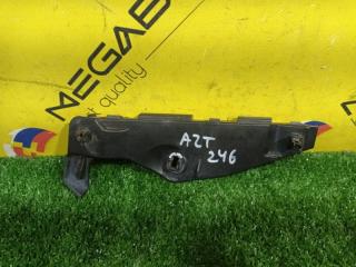 Крепление бампера правое переднее TOYOTA CALDINA AZT246 1AZ-FSE 5211521010 3 ракурс Крепление бампера правое переднее TOYOTA CALDINA AZT246 1AZ-FSE 5211521010 3 ракурс