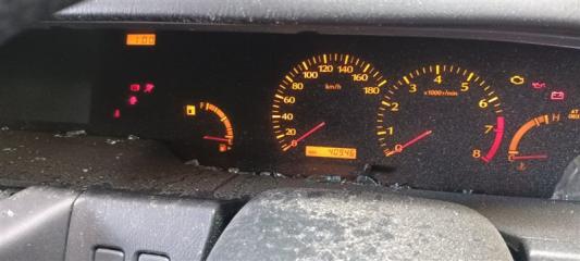 Патрубок воздушного фильтра NISSAN GLORIA HY34 VQ30DD 41000KM 3 ракурс