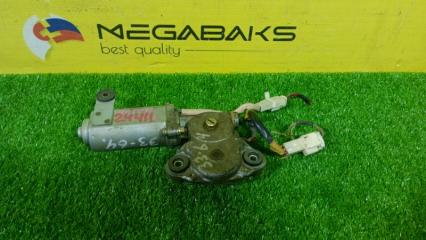 Мотор люка TOYOTA ESTIMA TCR20 2TZ-FE 8573028090 4 ракурс