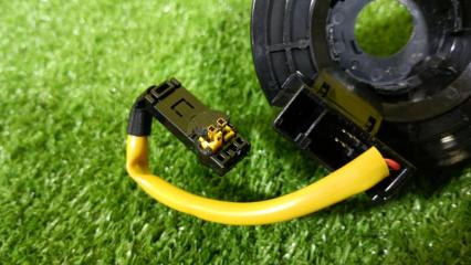 Шлейф-лента air bag SUBARU LEVORG VM4 FB16 83111VA000 3 ракурс