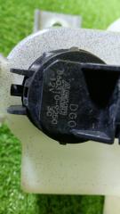 Бачок стеклоомывателя TOYOTA TANK M900A 1KR-FE 8603109250 3 ракурс