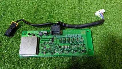 Электронный блок правый TOYOTA C-HR ZYX10 1003270984 2 ракурс