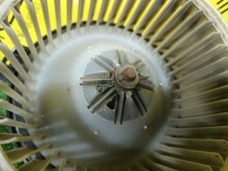 Мотор печки TOYOTA GAIA SXM10 3S-FE 1940007153 4 ракурс