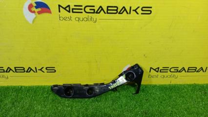 Крепление бампера правое переднее TOYOTA PRIUS NHW20 1NZ-FXE 5211547010 1 ракурс