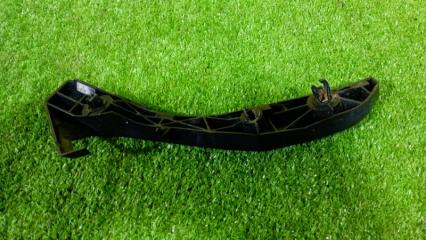 Крепление бампера правое переднее TOYOTA PRIUS NHW20 1NZ-FXE 5211547010 3 ракурс