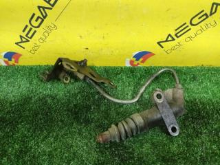 Рабочий цилиндр сцепления MAZDA BONGO SKF2M RF S41D-43-400 3 ракурс