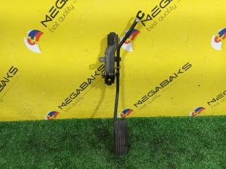 Педаль подачи топлива MITSUBISHI AIRTREK CU2W 4G63T MR569182 1 ракурс Педаль подачи топлива MITSUBISHI AIRTREK CU2W 4G63T MR569182 1 ракурс