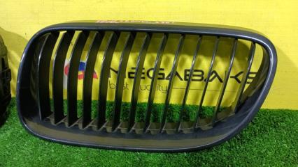 Решетка радиатора BMW 3-SERIES E92 N46B20 22405910 2 ракурс Решетка радиатора BMW 3-SERIES E92 N46B20 22405910 2 ракурс