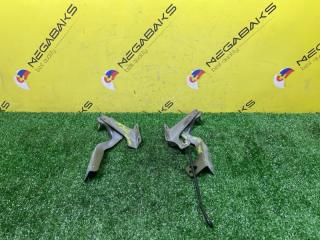 Петля капота NISSAN LATIO N17 HR12DE F54013BBMA 1 ракурс