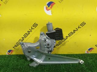Стеклоподъемник левый задний TOYOTA COROLLA CROSS ZSG10 2ZR-FAE 8571062040 3 ракурс