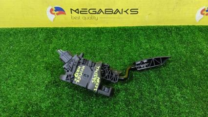 Педаль подачи топлива SUZUKI HUSTLER MR52S R06AT 4940067T40 2 ракурс Педаль подачи топлива SUZUKI HUSTLER MR52S R06AT 4940067T40 2 ракурс