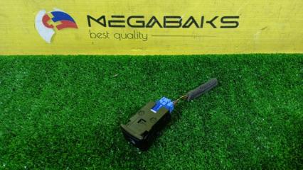 Кнопка подогрева сидений левая SUZUKI HUSTLER MR52S R06AT SP241-202 3 ракурс