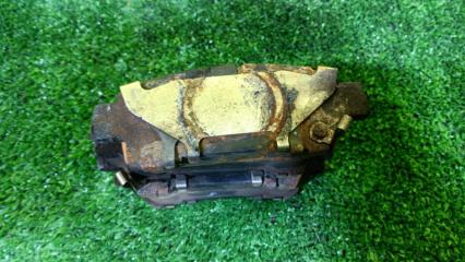 Колодки тормозные задние TOYOTA VOXY ZRR75 3ZR-FAE 0446644010 3 ракурс