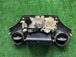 Блок управления климат-контролем TOYOTA VITZ NCP10 2NZ-FE 758281701D 3 ракурс