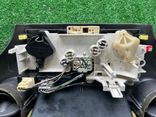 Блок управления климат-контролем TOYOTA VITZ NCP10 2NZ-FE 758281701D 4 ракурс