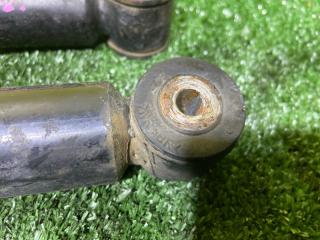 Амортизатор задний HONDA STEP WAGON RG2 K20A 52610SLKJ03 4 ракурс