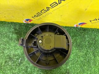 Мотор печки NISSAN LEAF AZE0 EM57 272261FC0B 3 ракурс Мотор печки NISSAN LEAF AZE0 EM57 272261FC0B 3 ракурс