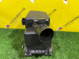 Корпус воздушного фильтра TOYOTA ISIS ZGM15 2ZR-FAE 1770037270 3 ракурс Корпус воздушного фильтра TOYOTA ISIS ZGM15 2ZR-FAE 1770037270 3 ракурс