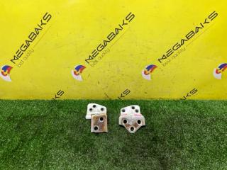 Петли 5-й двери SUZUKI JIMNY JB23W K6A-T 69510-81A01 1 ракурс