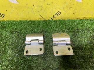Петли 5-й двери SUZUKI JIMNY JA22W K6A-T 69510-80111 3 ракурс
