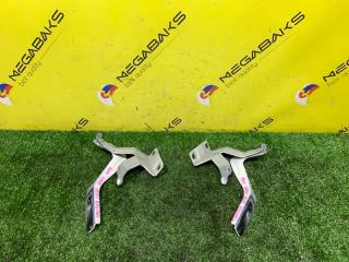 Петля капота NISSAN LEAF AZE0 EM57 654013NA0A 1 ракурс