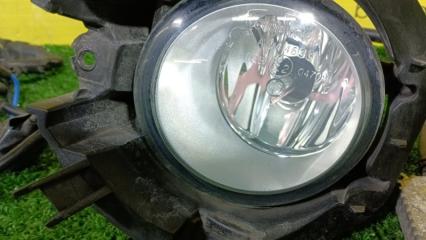 Туманка TOYOTA ISIS ZGM15 2ZR-FAE 812200D041 3 ракурс