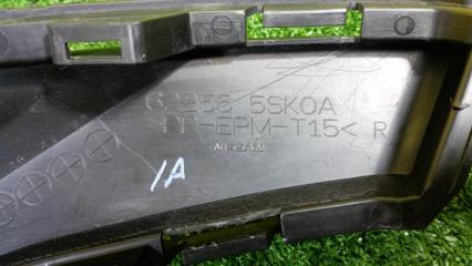Заглушка бампера правая передняя NISSAN LEAF ZE1 EM57 622565SK0A 4 ракурс