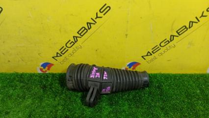 Патрубок воздушного фильтра SUZUKI JIMNY JA22W K6A-T 13881-83C00 1 ракурс