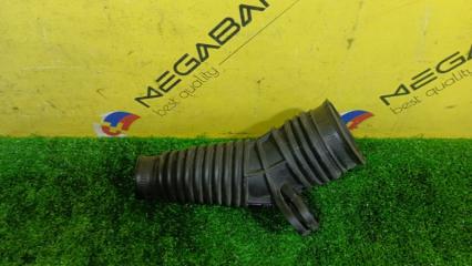 Патрубок воздушного фильтра SUZUKI JIMNY JA22W K6A-T 13881-83C00 2 ракурс