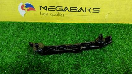 Крепление бампера правое переднее TOYOTA ISIS ZGM15 2ZR-FAE 5211544070 4 ракурс