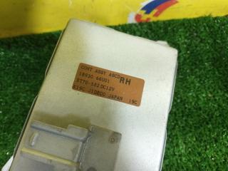 Электронный блок NISSAN PRESIDENT JHG50 VH45DE 1893066U01 2 ракурс