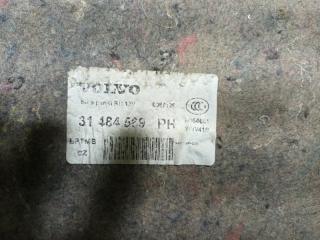 Обшивка багажника правая VOLVO V40 MV B4154T4 31484569 3 ракурс