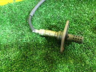 Лямбда-зонд TOYOTA ESTIMA TCR20 2TZ-FE 8946528150 2 ракурс