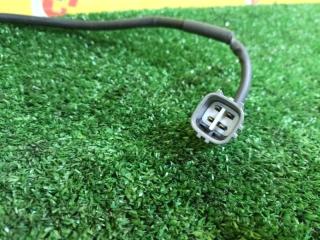 Лямбда-зонд TOYOTA ESTIMA TCR20 2TZ-FE 8946528150 3 ракурс