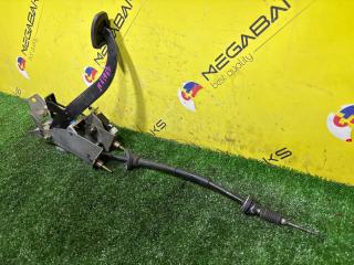 Педаль сцепления SUBARU IMPREZA GG2 EJ152 36015FE030 3 ракурс
