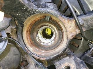 Ступица правая передняя TOYOTA PASSO M710A 1KR-FE 43502B5020 4 ракурс