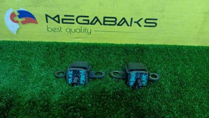 Петли 5-й двери TOYOTA TANK M900A 1 ракурс