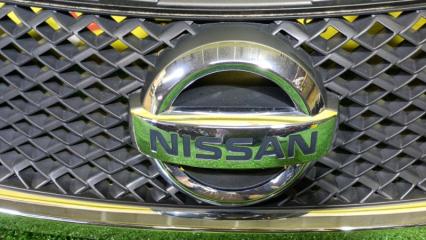 Решетка радиатора NISSAN NOTE E12 HR12DDR 623105WC0A 3 ракурс