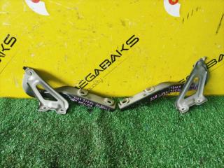 Петля капота передняя SUZUKI ESCUDO YE21S M16A 57410-54P00 1 ракурс