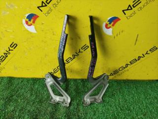 Петля капота передняя SUZUKI ESCUDO YE21S M16A 57410-54P00 2 ракурс