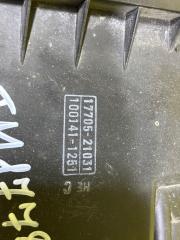 Корпус воздушного фильтра TOYOTA RAUM NCZ20 1NZ-FE 17705-21031 5 ракурс
